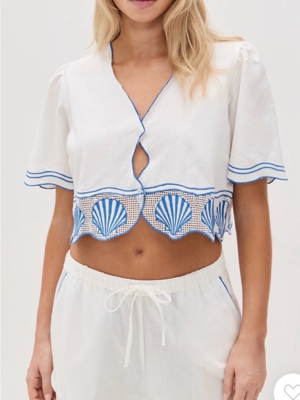RAILS Venice Seashell Embroidered Linen Blend Cropped Top M White Blue